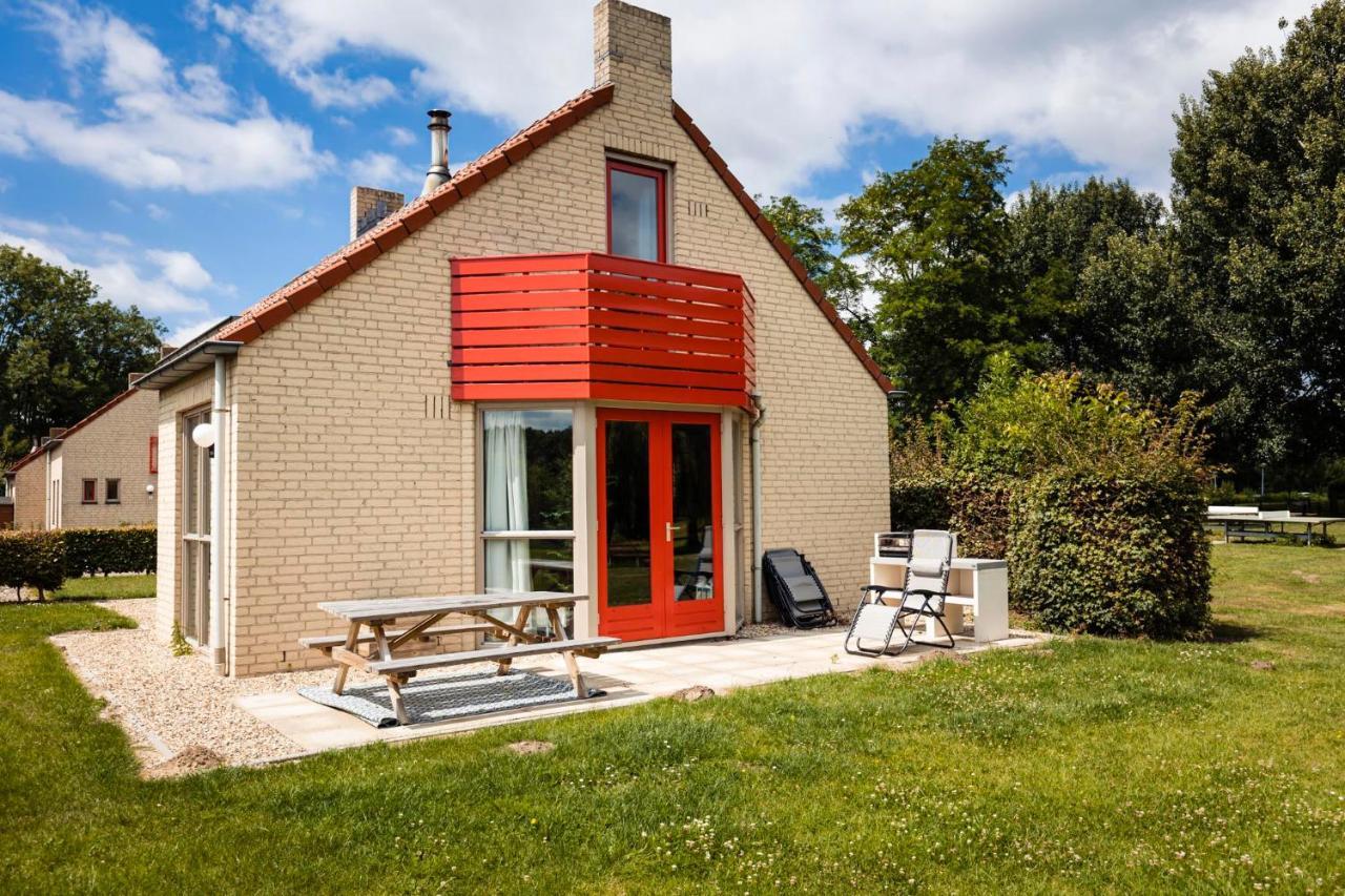 Vakantiepark 't Broeckhuys Hotell Ewijk Exteriör bild