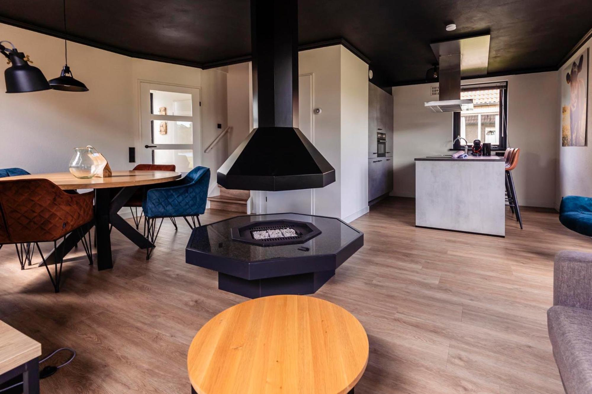 Vakantiepark 't Broeckhuys Hotell Ewijk Rum bild